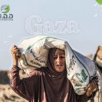 تمضي كأنها تحمل وطناً بأكمله